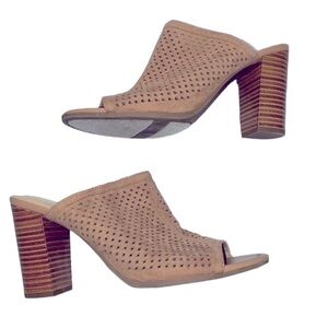 Circus by Sam Edelman tan open toe booties size 8